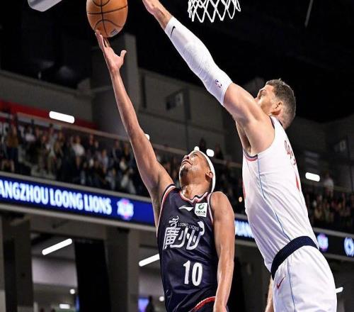 保羅重返快船首秀！大勝廣州47分！歡迎來到NBA！
